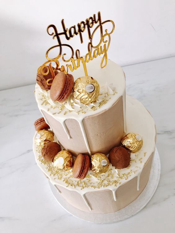 Beautiful two-layered cake design