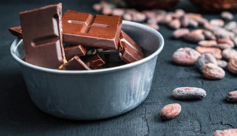 7 Reasons Why Dark Chocolate Is Your Best Friend During Periods