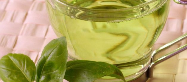 How to use green tea for healthy hair?