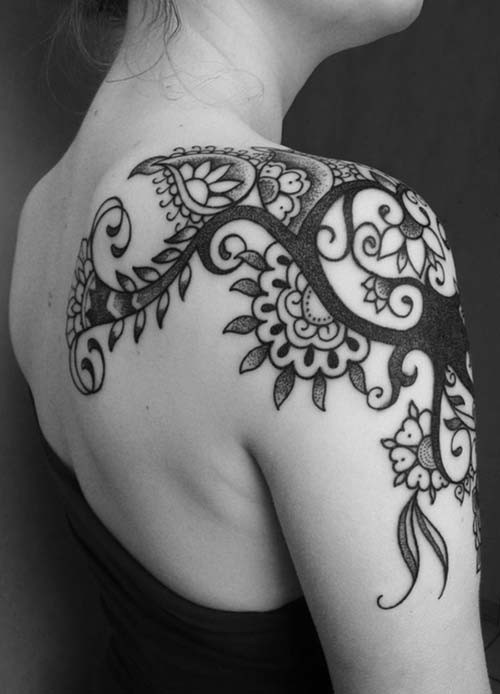 woman shoulder tattoos woman shoulder tattoos 6