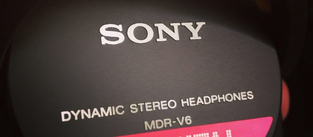 Sony MDR-V6 Review: Checkmate!