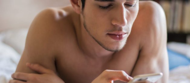 Texting After Your First Date: When To Text, Chase or Back Off