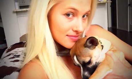 Tomi Lahren’s Makeup-Free Moments: Hairstyles, Visual, Accessories And More