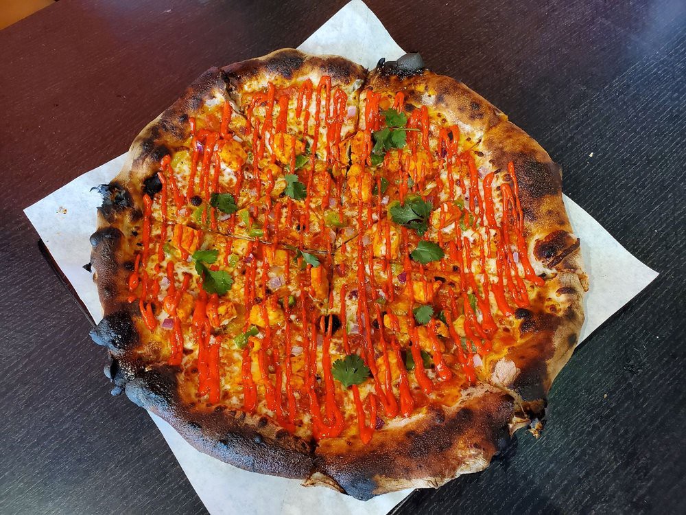 Halal pizza restaraunt in Los Angeles