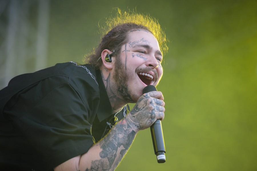 Who is Post Malone girlfriend 2020?