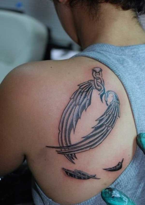 wing tattoo back shoulder